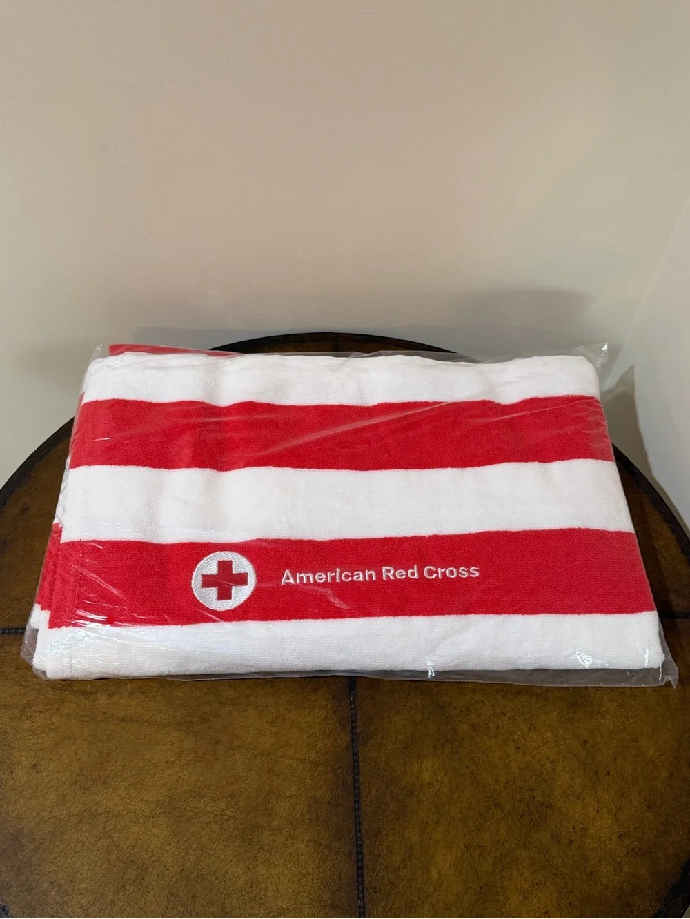 BRAND NEW AMERICAN RED CROSS EXTRA LARGE BEACH TOWEL IN RED & WHITE 40” x 70”